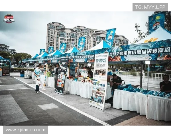 全球总决赛激情开战各大战队鏖战巅峰争夺年度最强荣耀桂冠