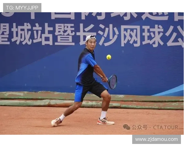 2025年网球巡回赛开赛在即，明星选手备战新赛季状态解析