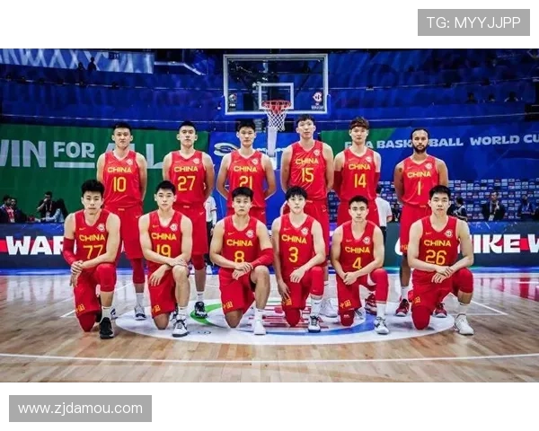 中国篮球队备战世界杯 新阵容亮相全力冲击东京奥运资格