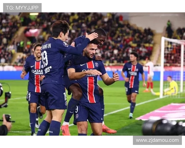 法甲最新动态：巴黎圣日耳曼迎战里昂争夺榜首位置 多支球队力争欧战资格