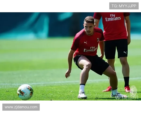 莱切俱乐部全力备战新赛季引援动作频频球队士气高涨备受关注