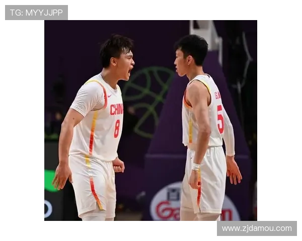 中国男篮奋勇拼搏 逆袭世界强队 实现历史性突破 震撼全场