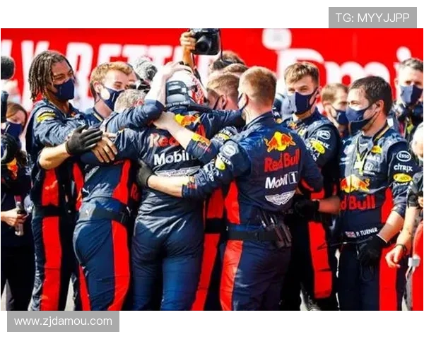 F1赛季激战再升级 红牛与梅赛德斯角逐冠军之争加剧