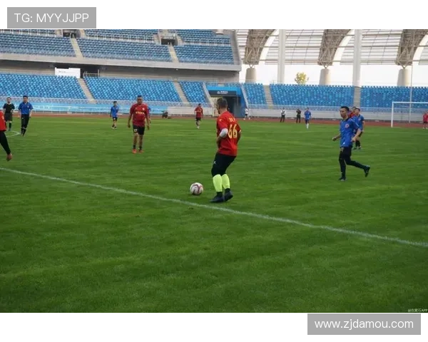 欧洲豪门争冠风云再起多线鏖战激荡冬季足球赛场新篇章热潮来袭中