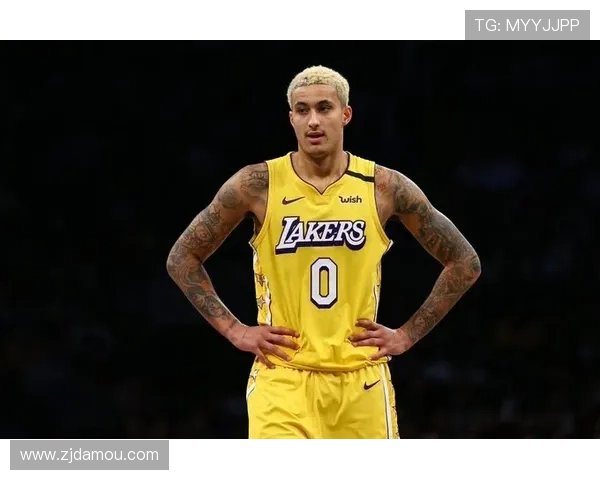 湖人勇士交易传闻升温季后赛席位争夺进入白热化阶段联盟格局再生变