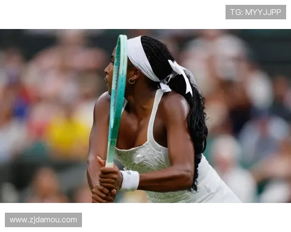 网球赛季精彩纷呈，全球顶级选手争夺年度冠军席位